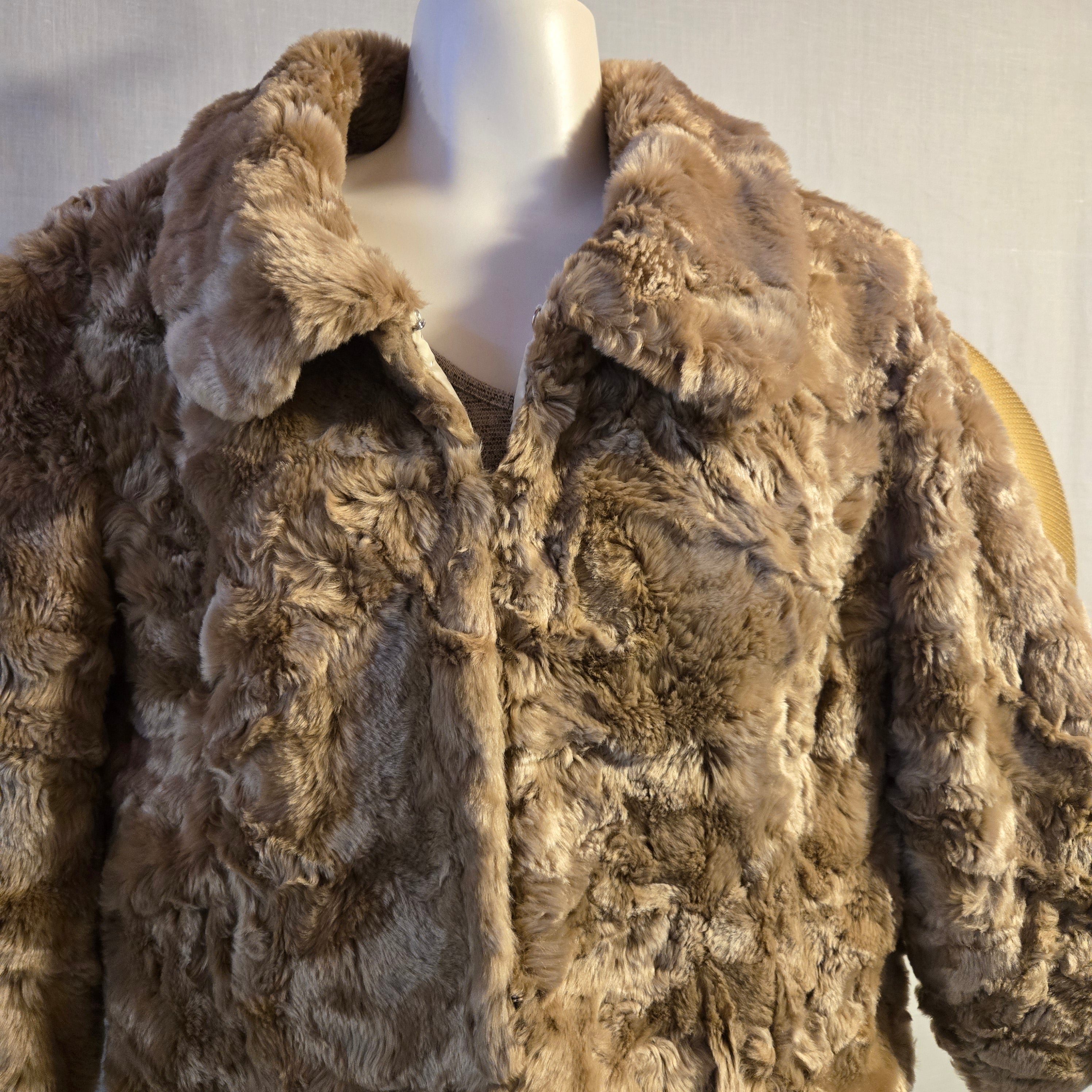 Kenzie Faux Fur Jacket Size 8 Taupe Brown Plush Coat