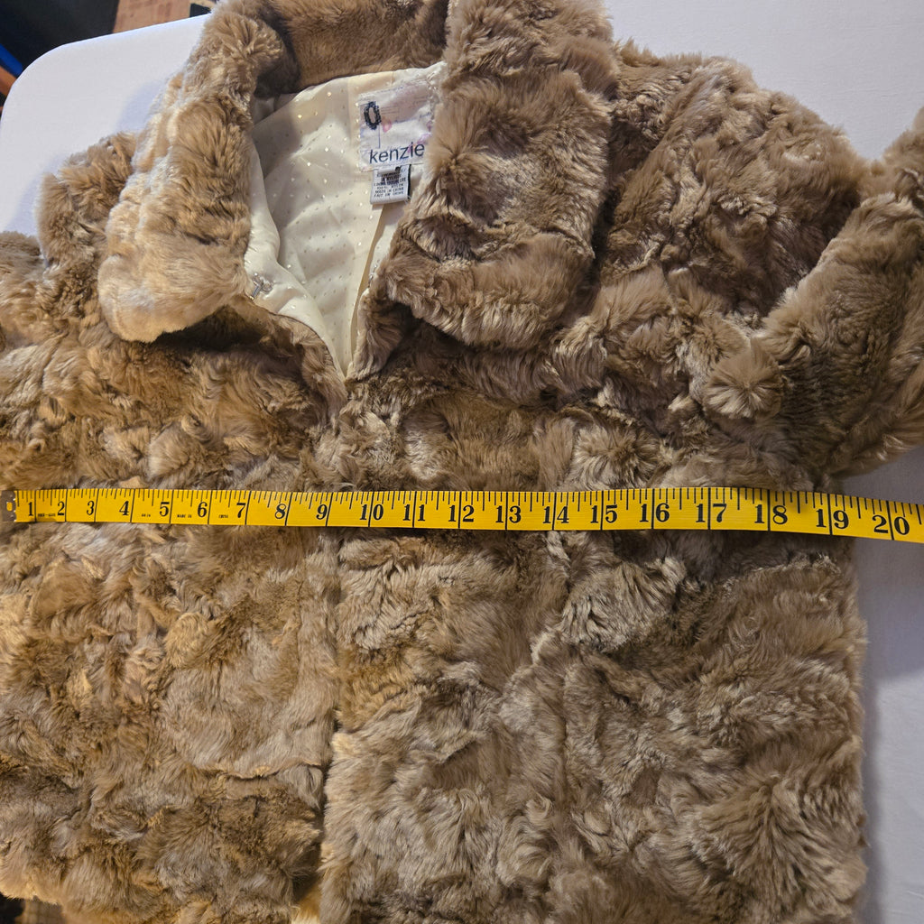 Kenzie Faux Fur Jacket Size 8 Taupe Brown Plush Coat