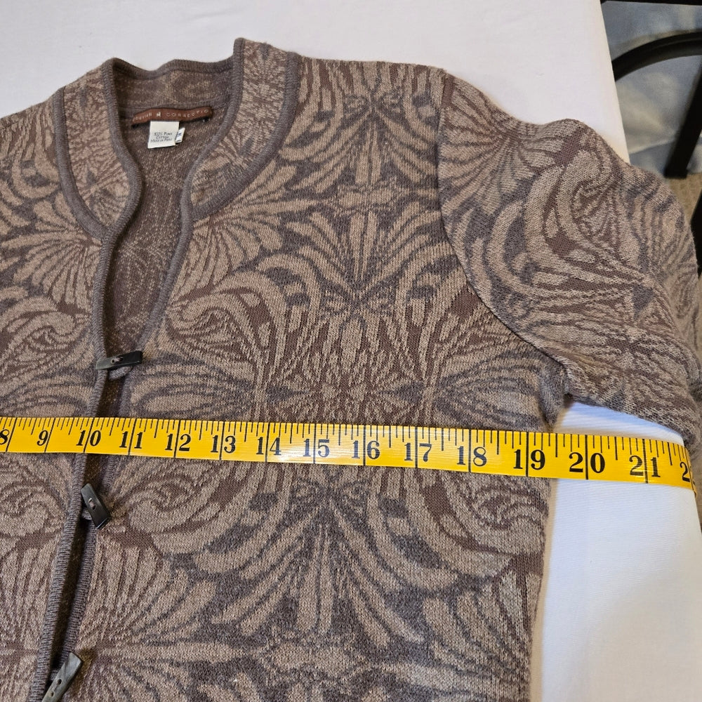Peruvian Collection Toggle‎ Sweater - Size Medium