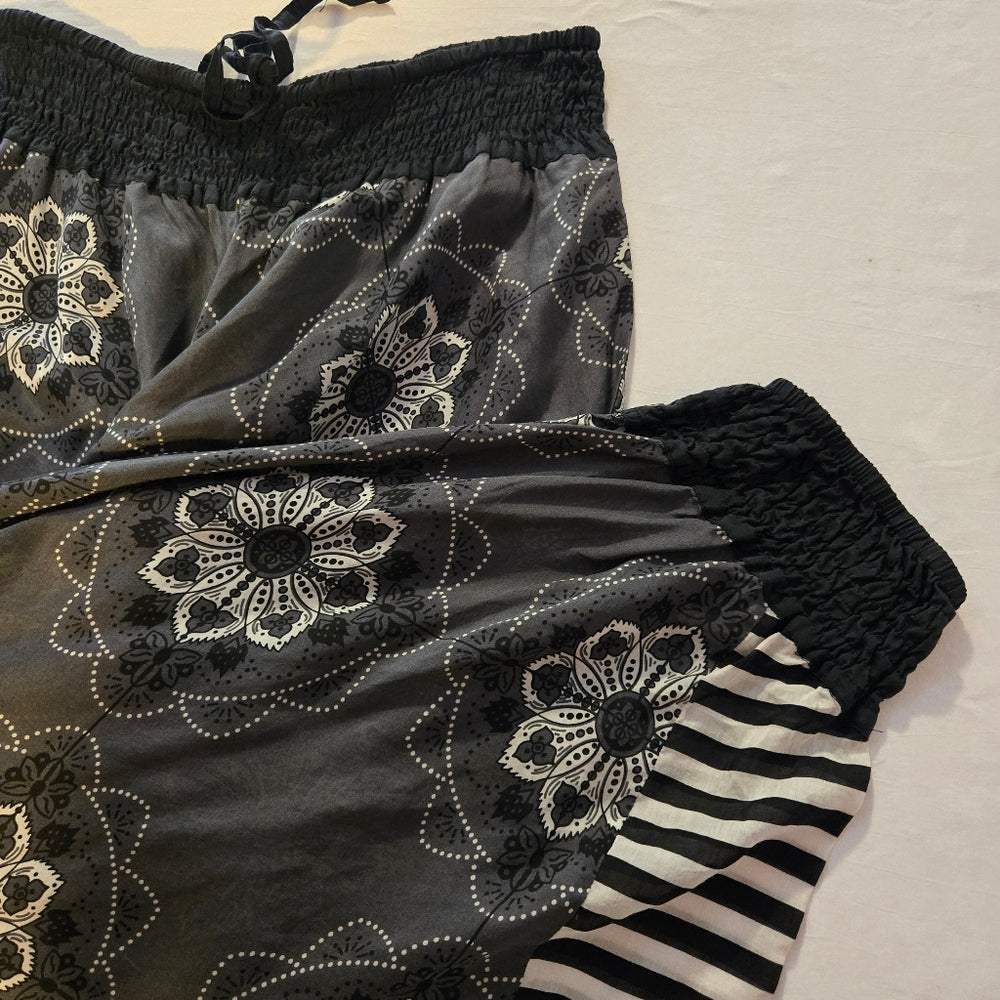 Hebbeding 2 Piece Pantsuit- Size M/L‎ - NWT