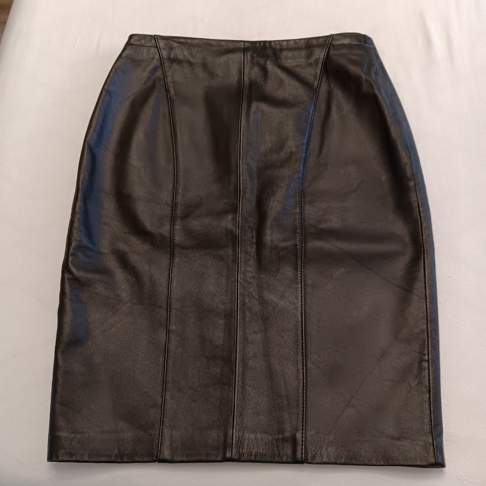 Danier‎ Leather Skirt - Size 2
