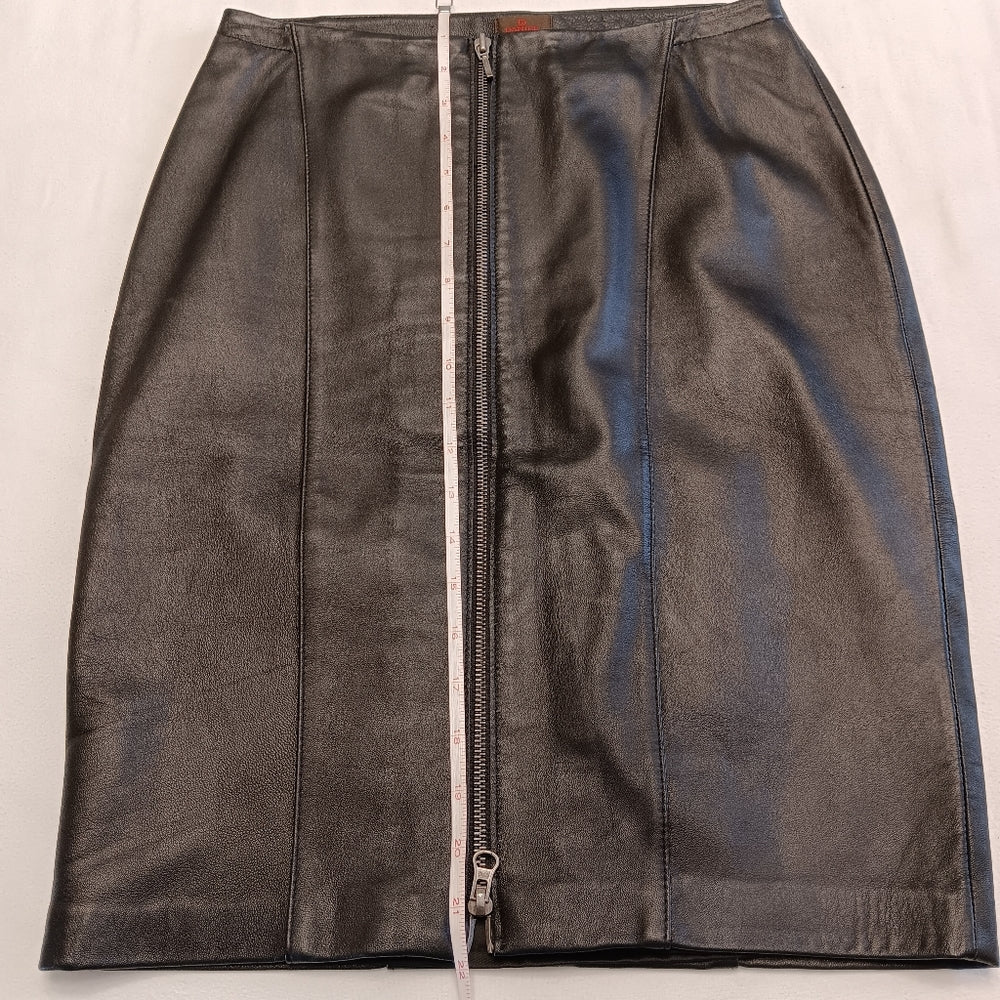Danier‎ Leather Skirt - Size 2