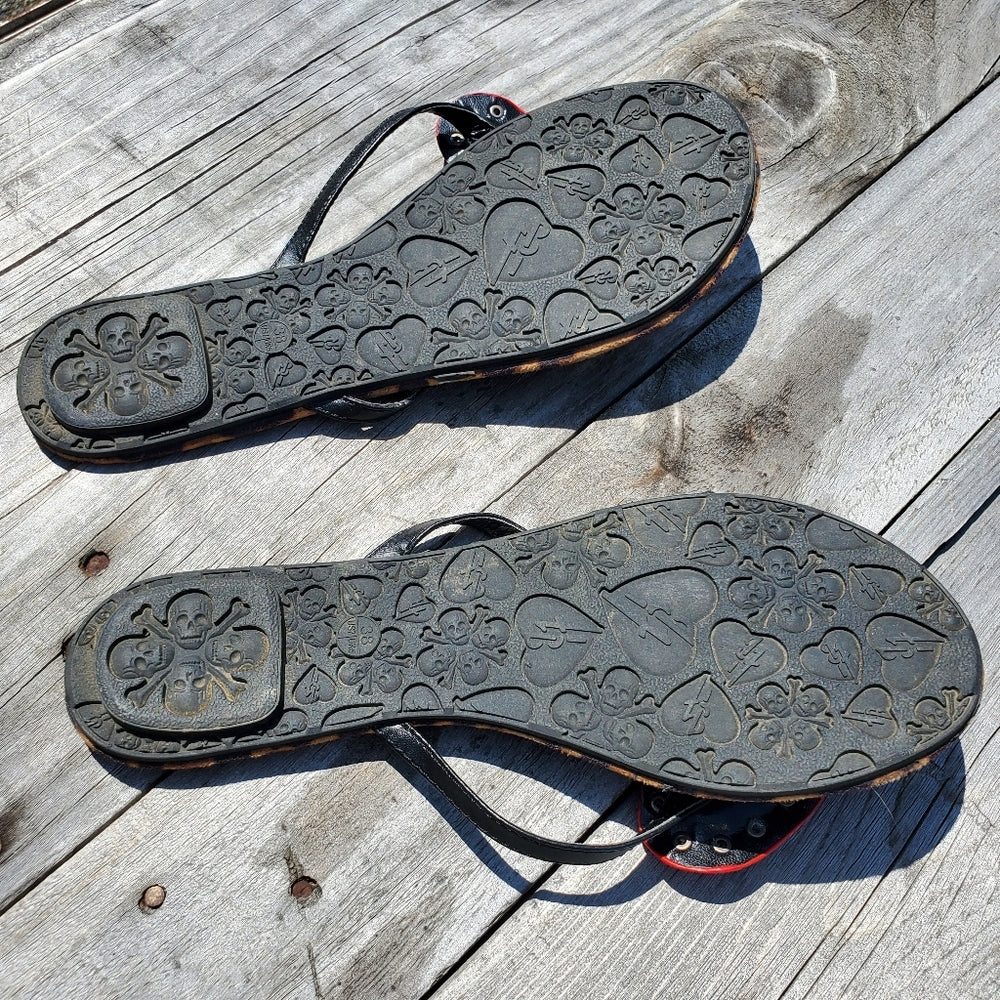 Iron Fist‎ flip flops - Size 7