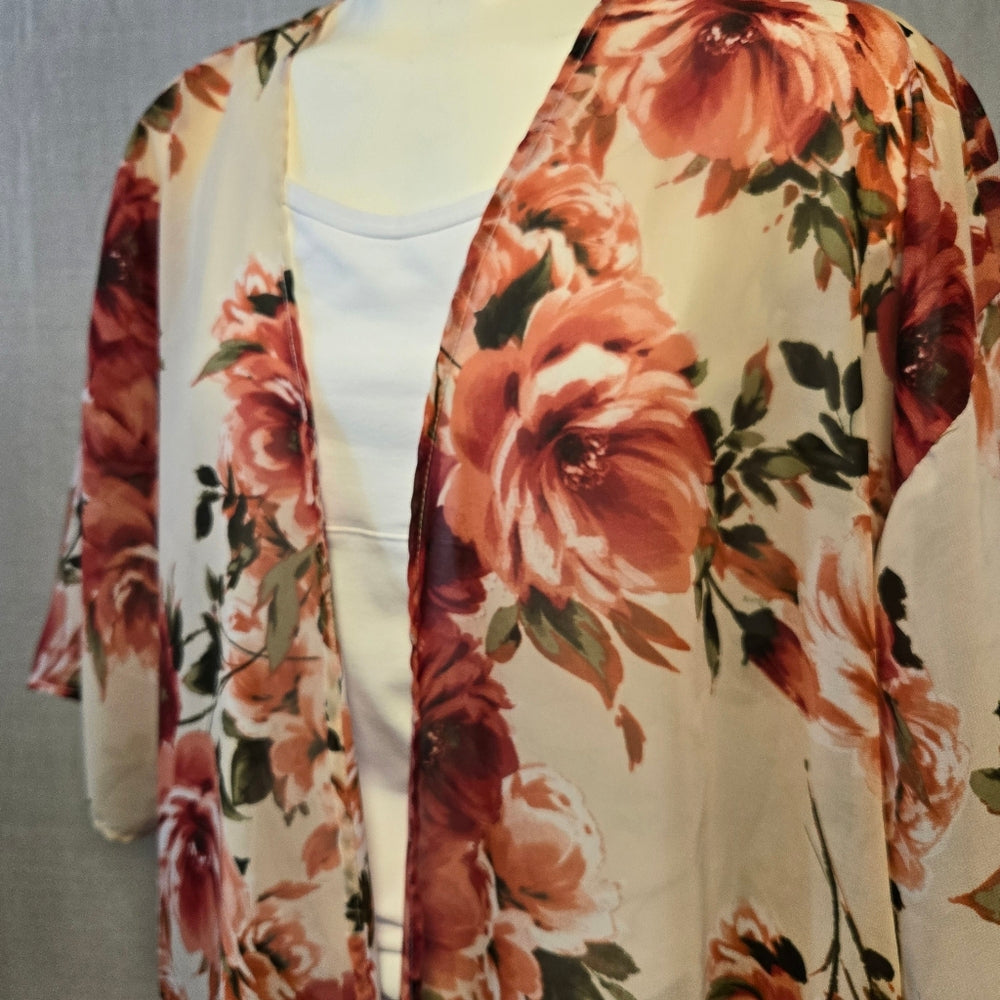 Hello Miz Floral Wrap - One Size‎