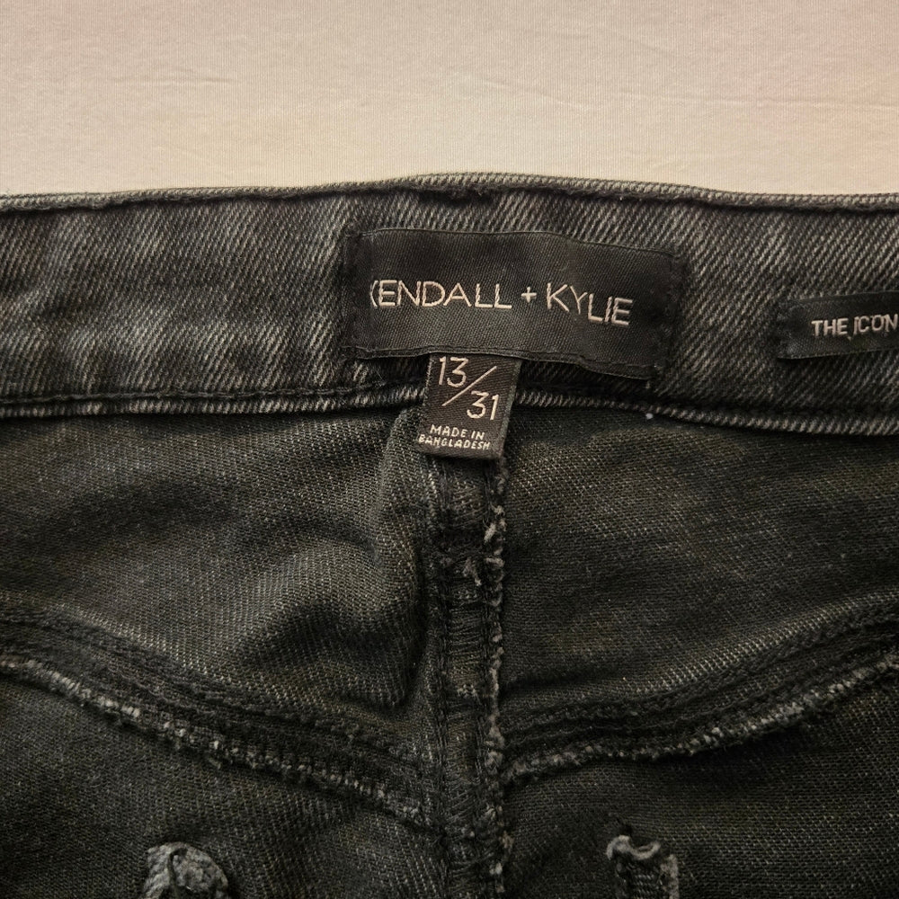 Kendal + Kylie Jeans - Size 13/31‎