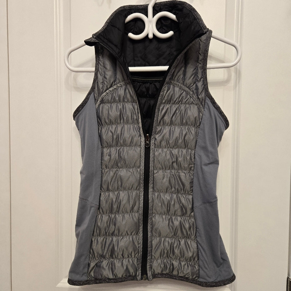 Lululemon Run: Turn Around Reversible Vest - Size 4