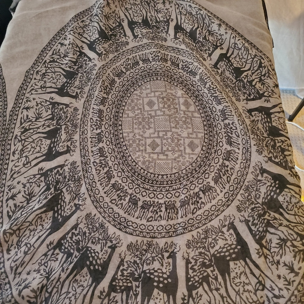 Mandela‎ Gray Patterned Scarf