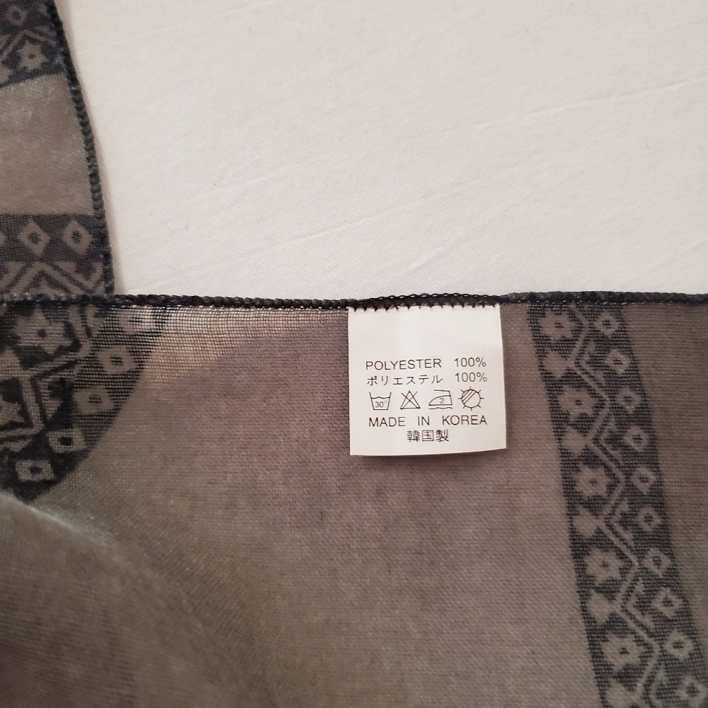 Mandela‎ Gray Patterned Scarf