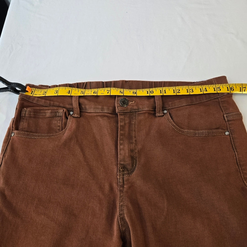 Grace &‎ Lace Jeans - Size Large