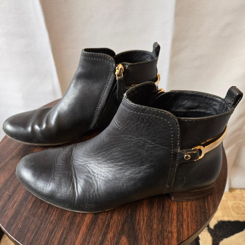 Tory Burch Ankle Bootie - Size‎ 6.5