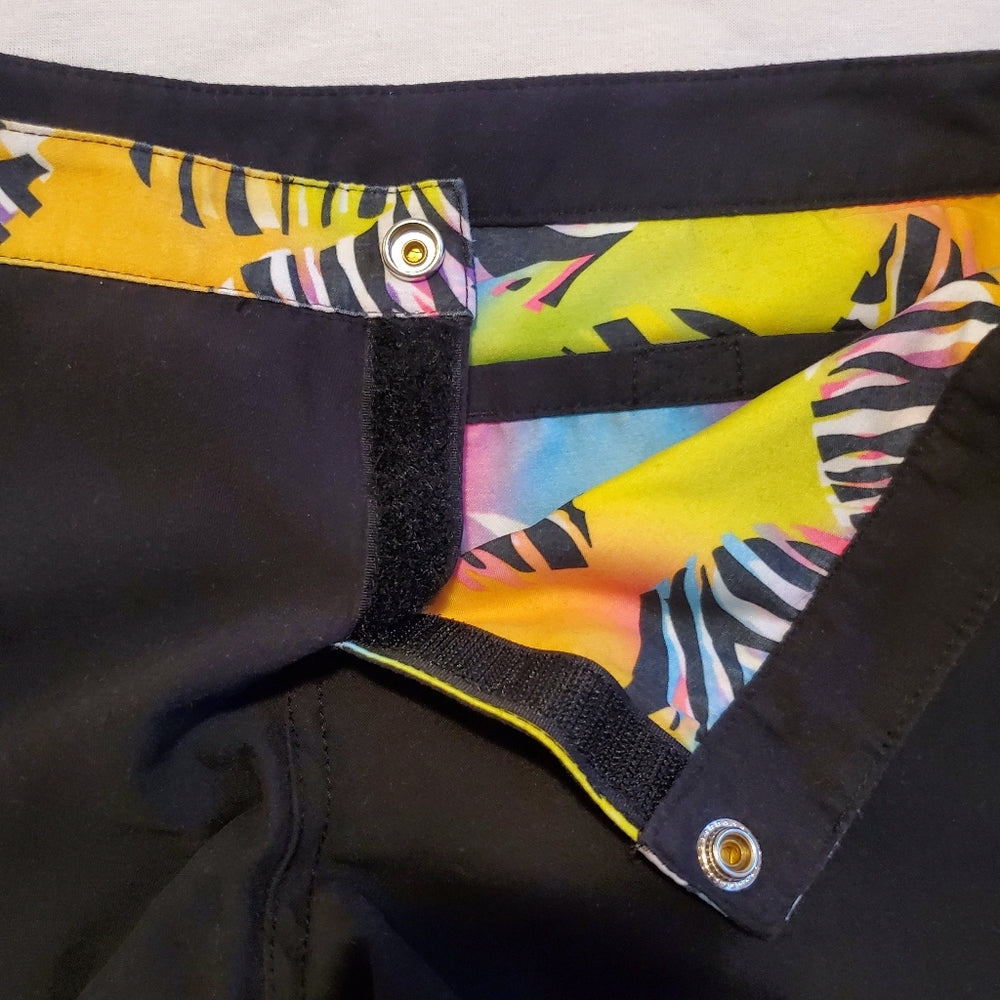 Roxy Reversible Shorts - Size‎ 5