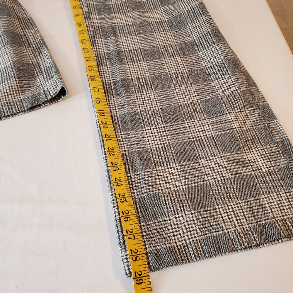 American‎ Eagle Gray Plaid Wide-Leg Pants - Size 6
