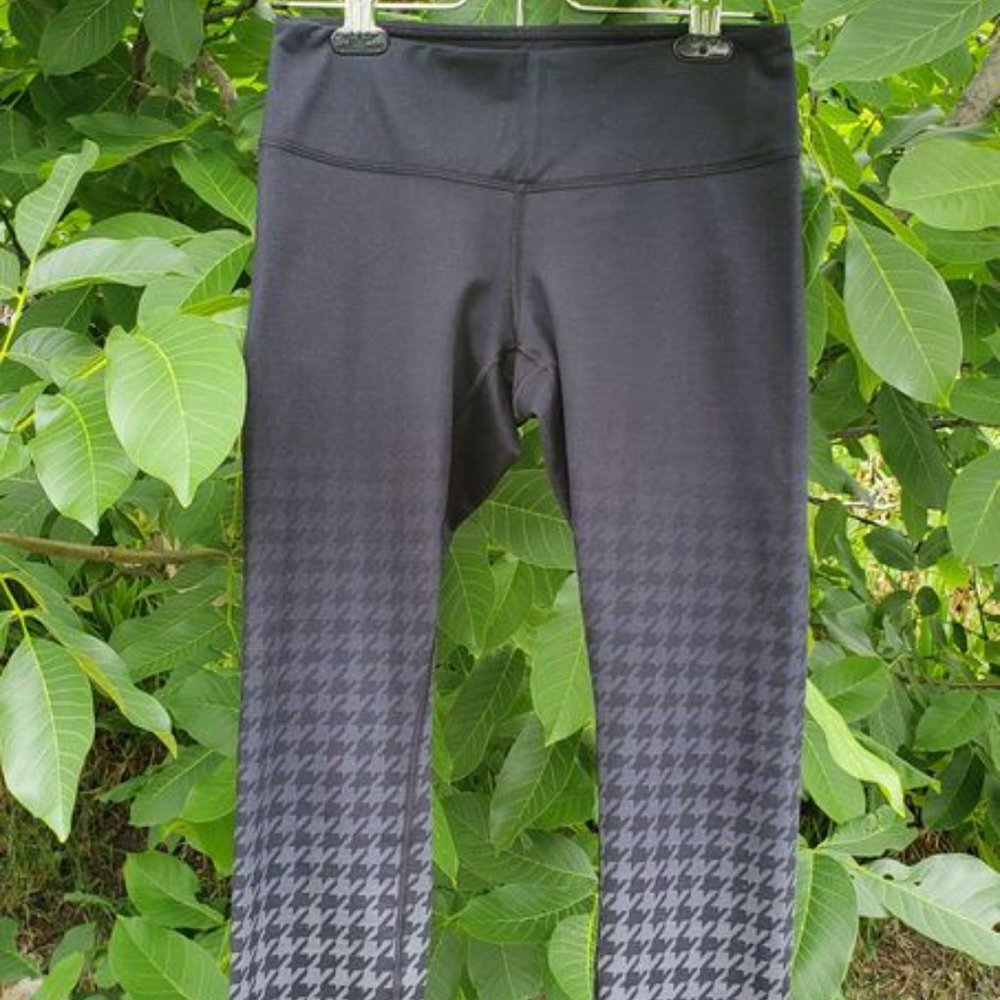 Lululemon Wunder Under Leggings - Limited‎ Edition - Size 6
