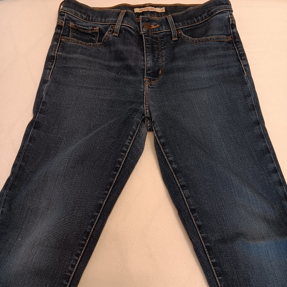 Levi 311‎ Shaping Skinny Size 28
