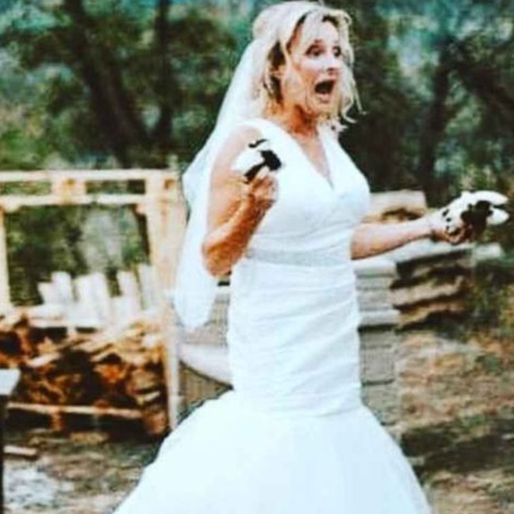 Vera Wang Wedding Gown - White by Vera Wang‎