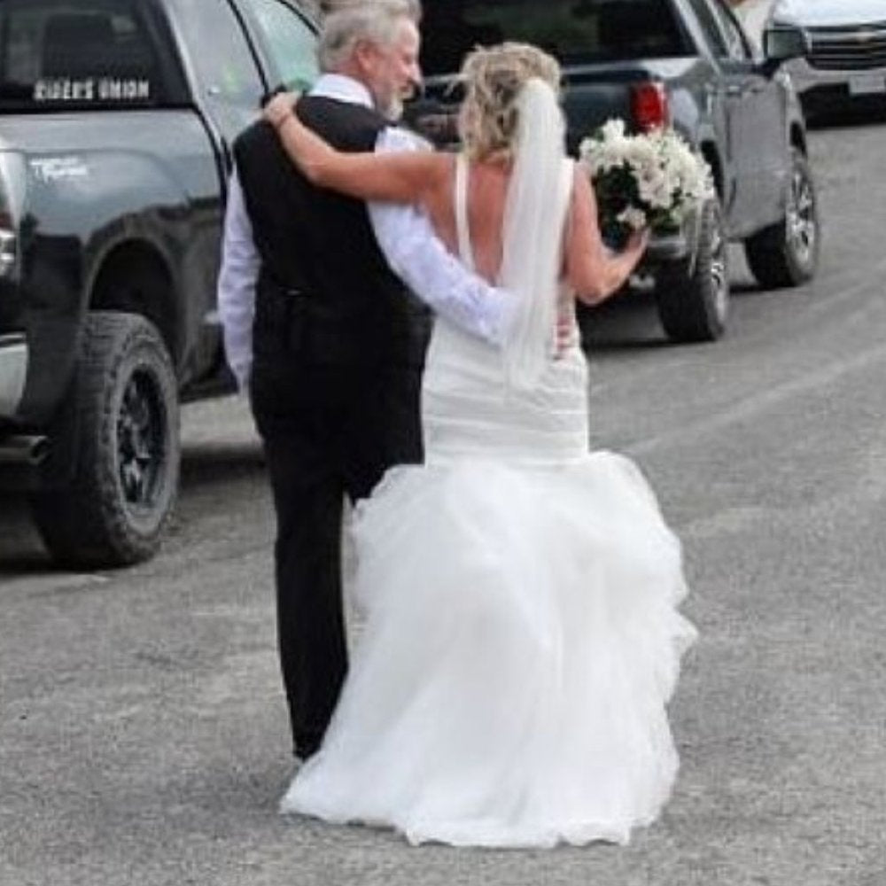 Vera Wang Wedding Gown - White by Vera Wang‎