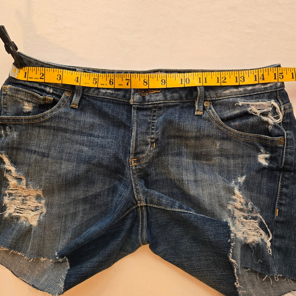 Guess Buttonfly Denim Shorts‎ - Size 25