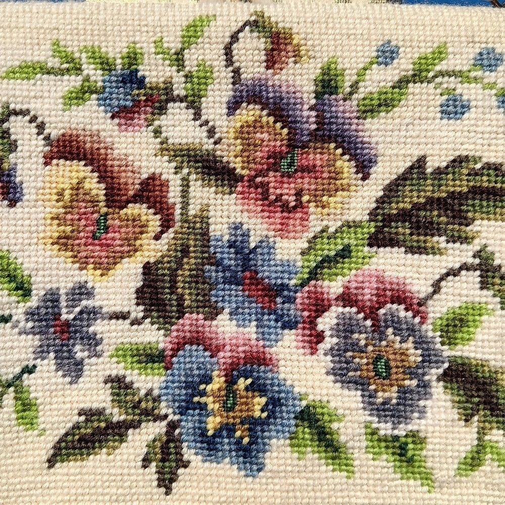 Elvette Vintage Tapestry Purse‎