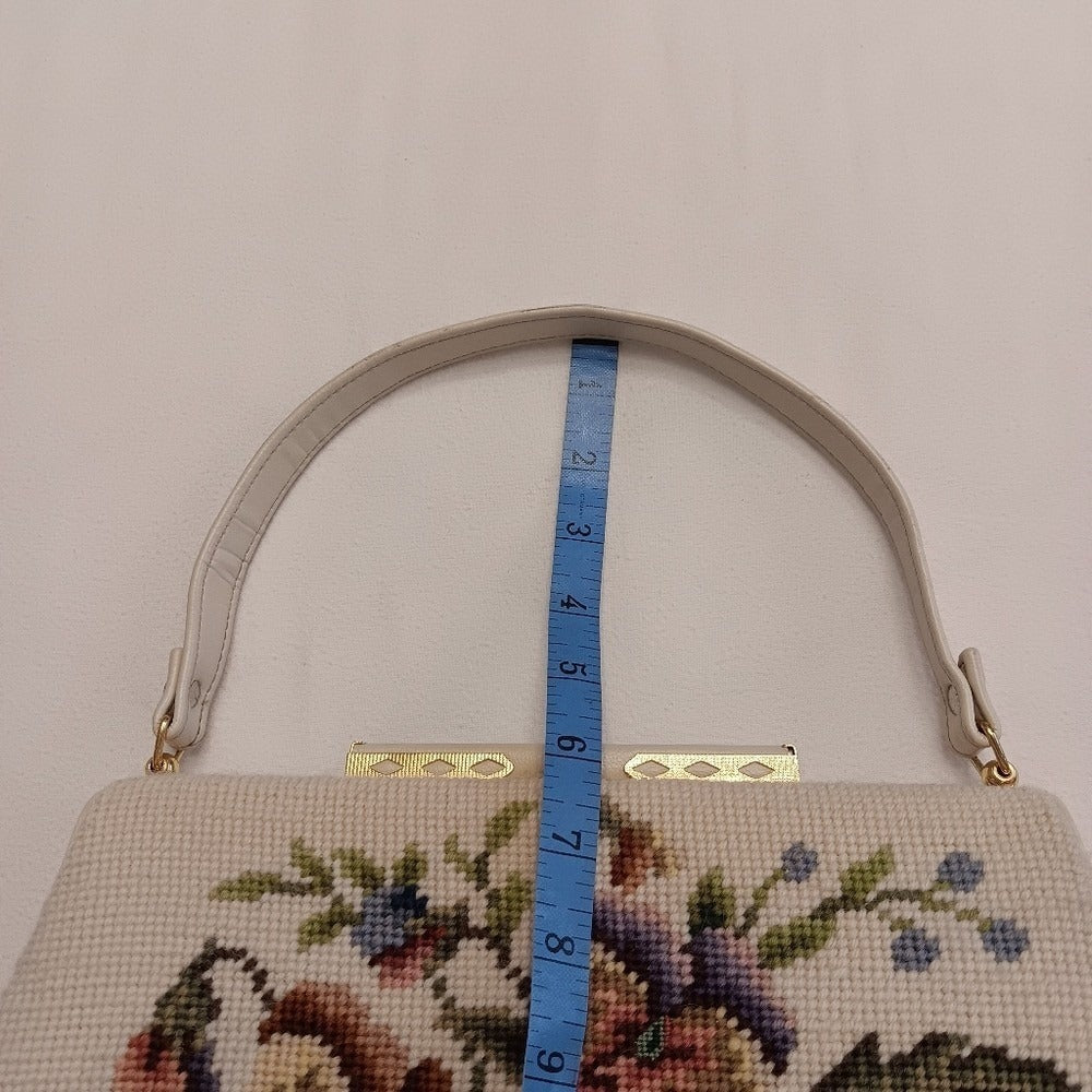 Elvette Vintage Tapestry Purse‎