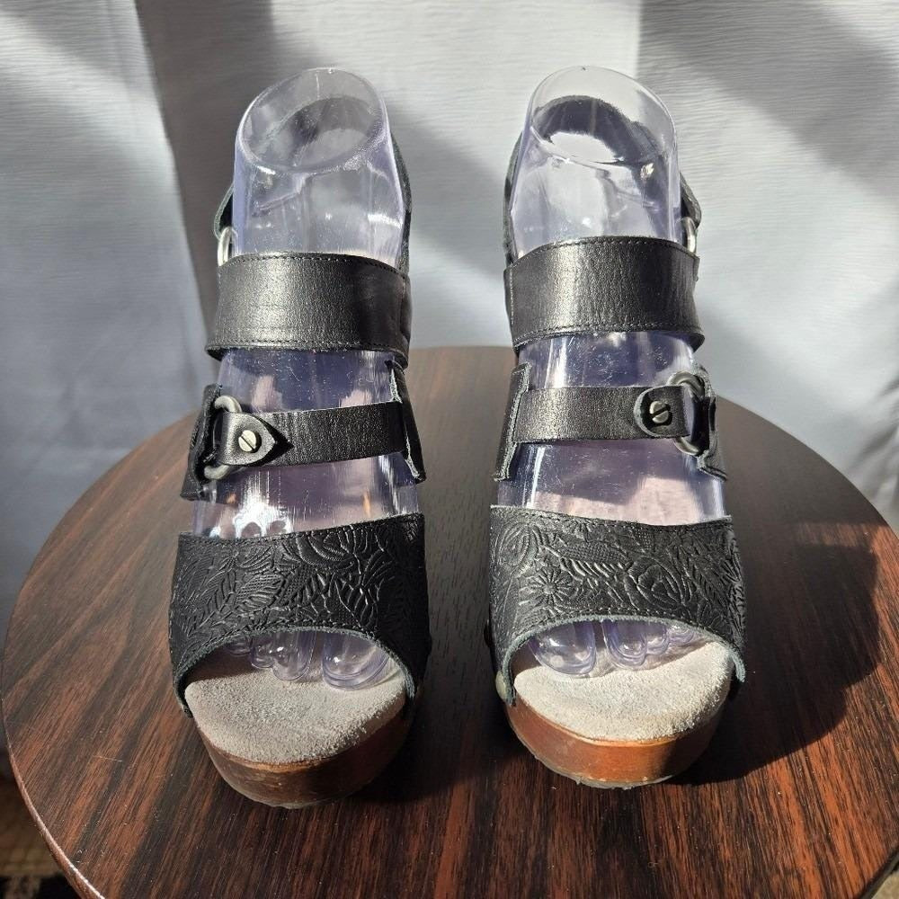 Dkode‎ Sandals - Size 6.5