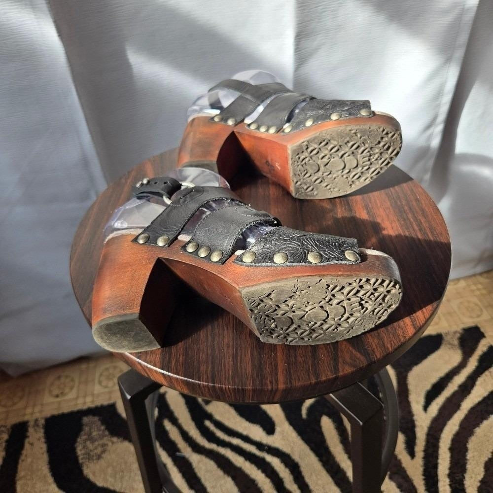 Dkode‎ Sandals - Size 6.5