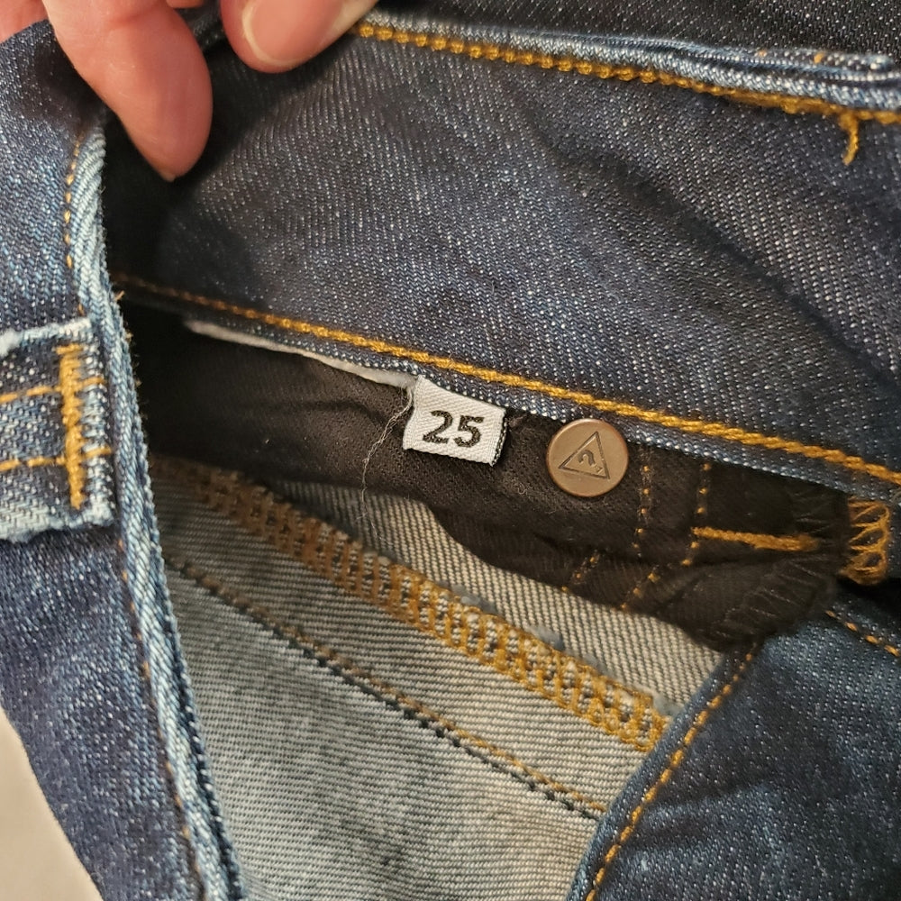 Guess‎ Daredevil Skinny Size 25