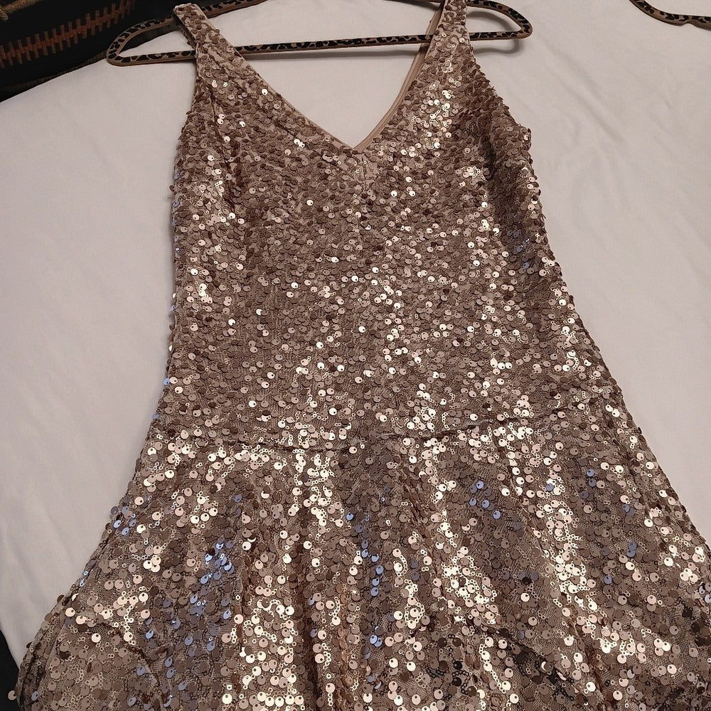 Guess V neck Sequin dress, cocktail ‎  - Size Small
