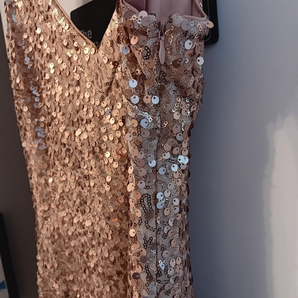 Guess V neck Sequin dress, cocktail ‎  - Size Small