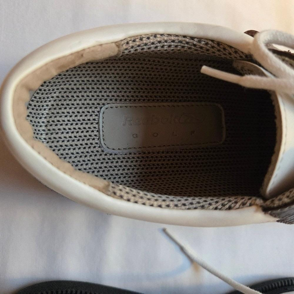 Women's Reebok Leather Golf shoes‎ - Size 7.5
