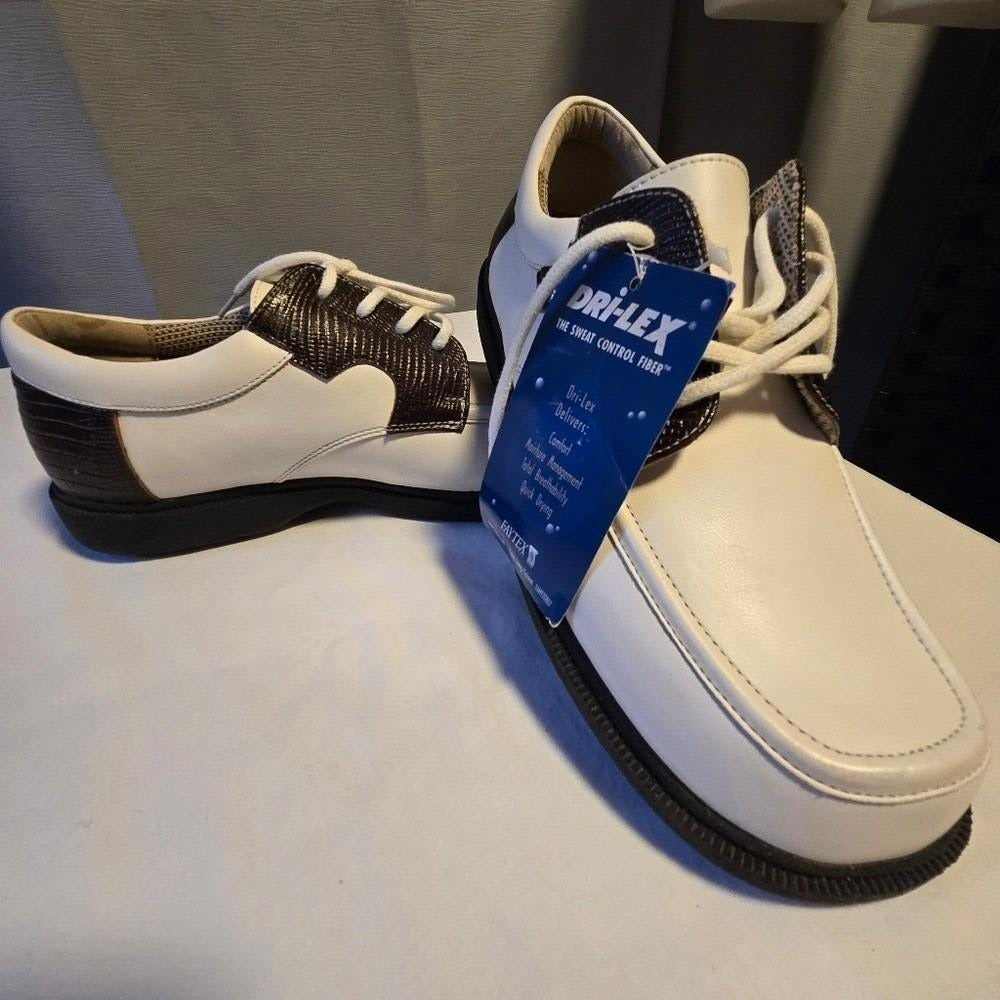 Women's Reebok Leather Golf shoes‎ - Size 7.5