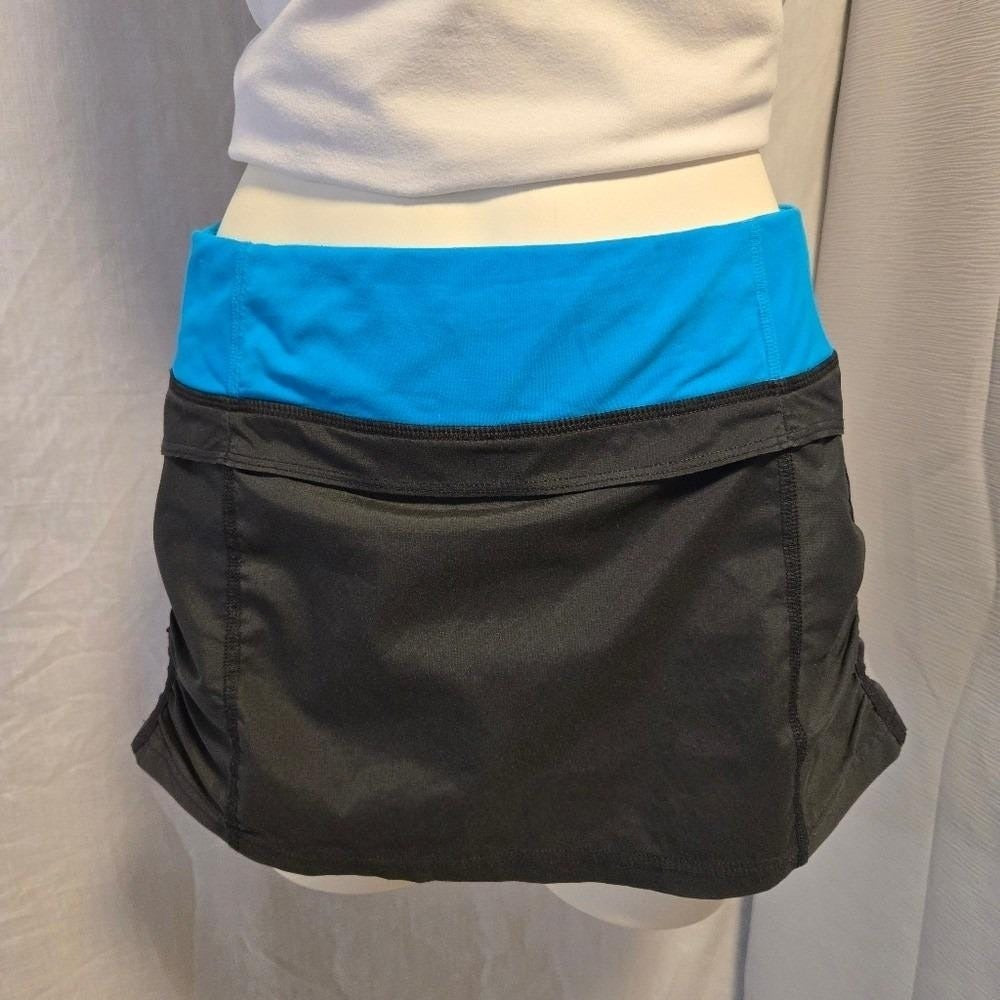Lululemon Run Speed Skirt -‎ Y2K - Size 4