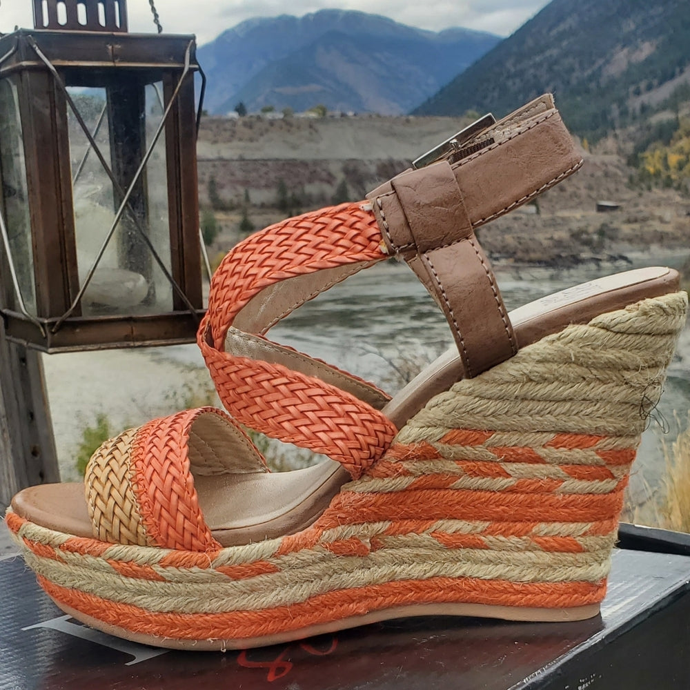 Wedge sandals‎ 👡 Size 7