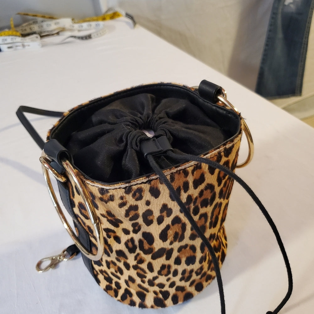 GUESS Y2K Leopard Calf Hair Bucket Bag w/ Ring Handle