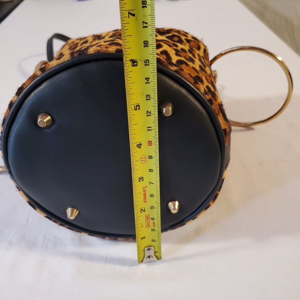 GUESS Y2K Leopard Calf Hair Bucket Bag w/ Ring Handle