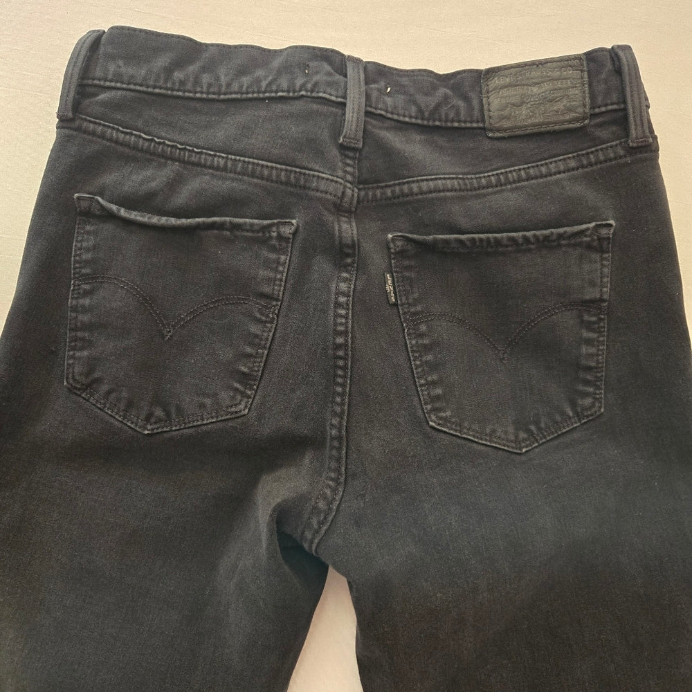 Levis 311 Skinny Jeans -‎ Size 27x32