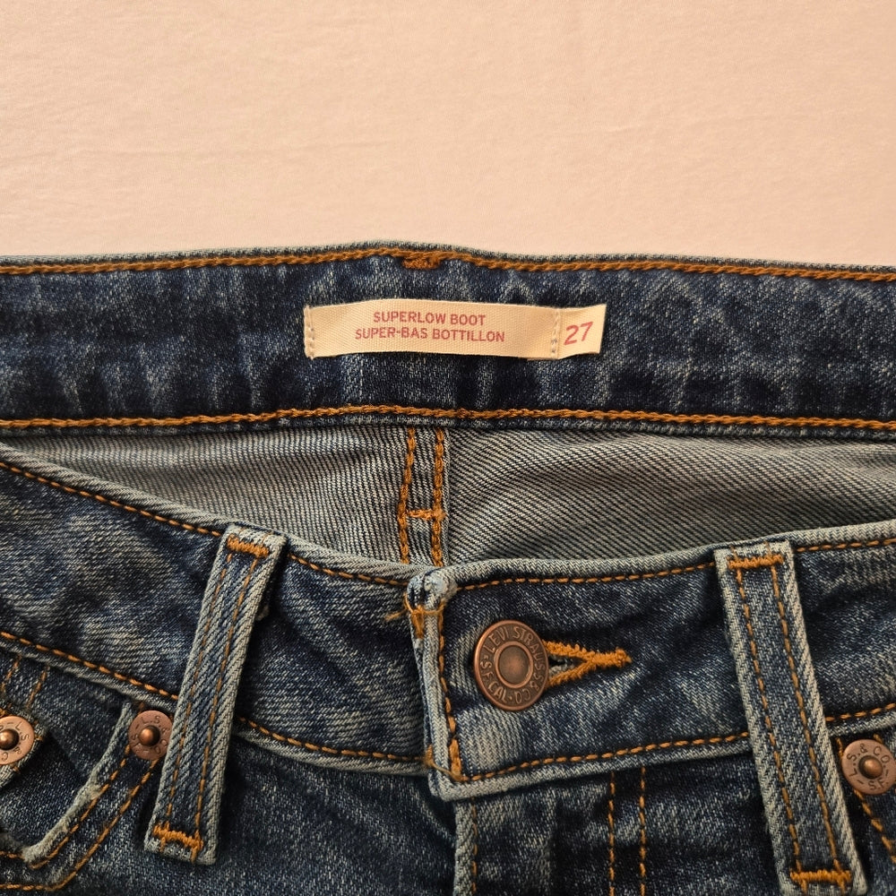 Women's Levis - Superlow Bootcut - Size‎ 27 - NWOT