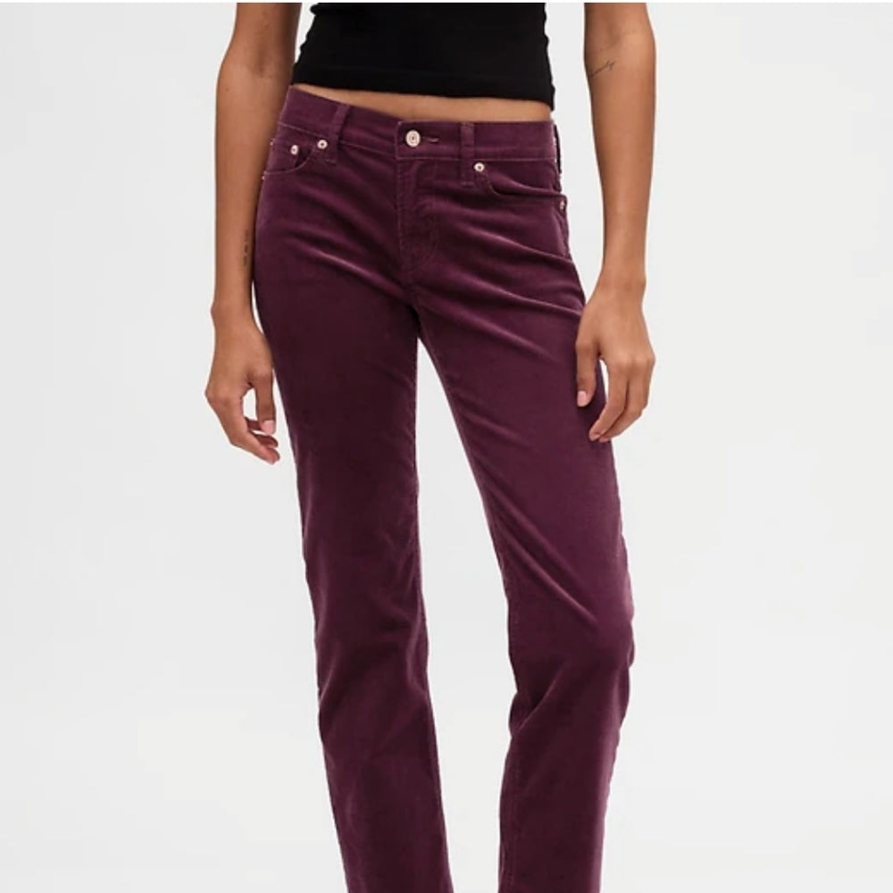Low Rise Corduroy '90s Slim Straight Pants