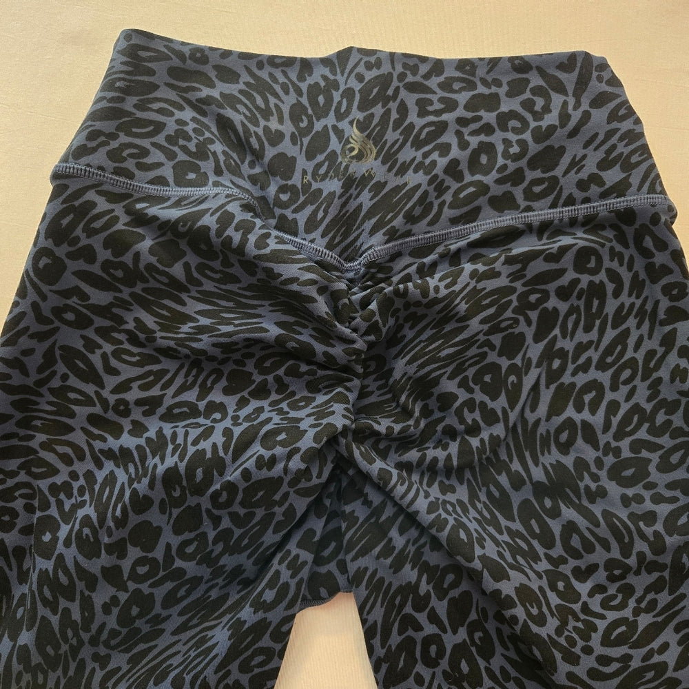 Ryderwear Ruched Bum‎ Leggings - NWT - Size Medium