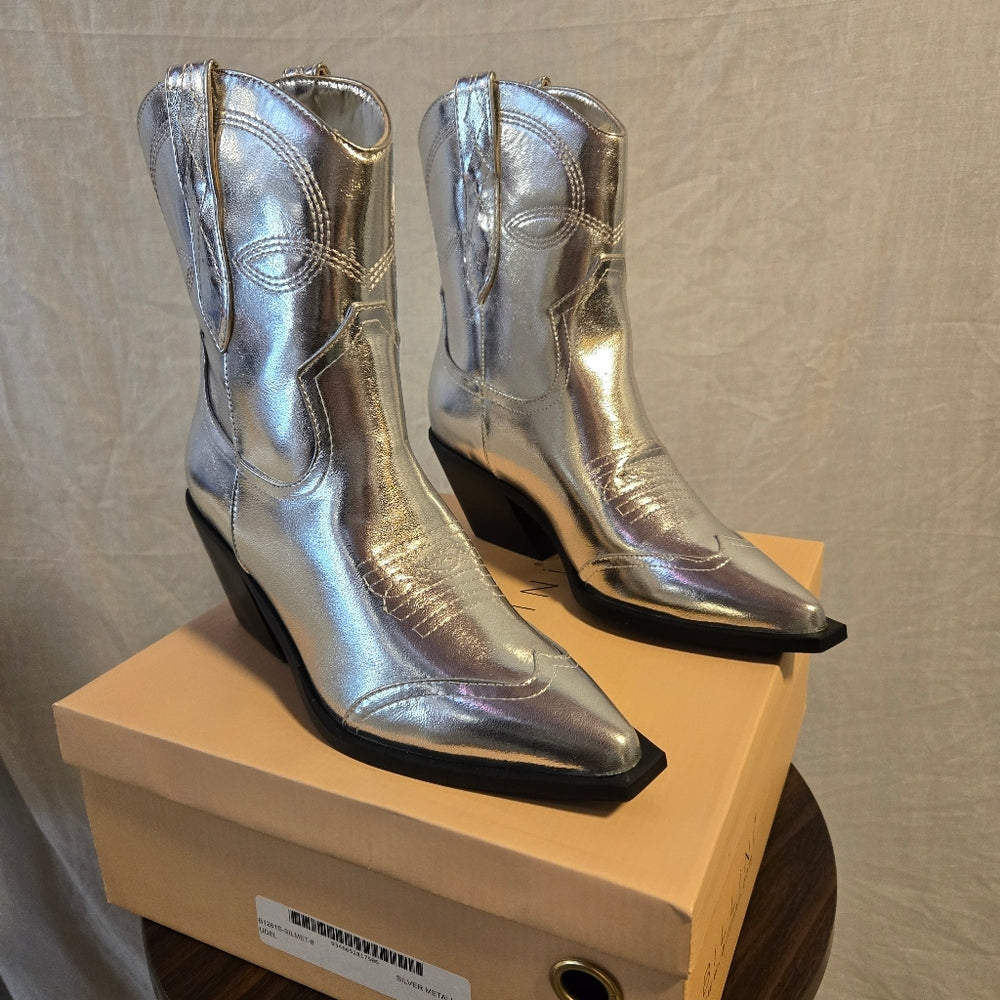 Bellini Short Cowboy Boot‎ - Women's Size 8 New**