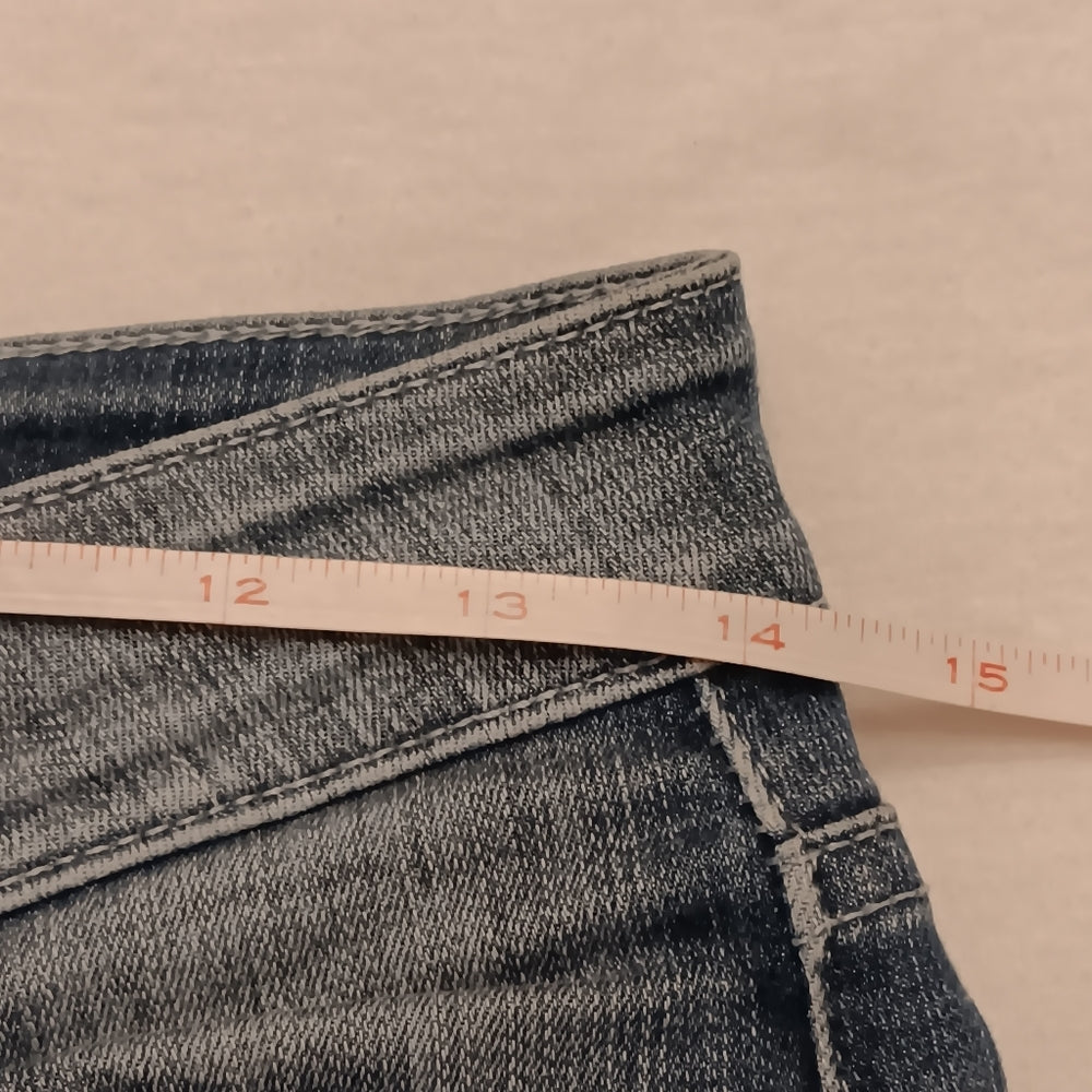 Guess Skinny Jeans - Women's Size 26 with Lace Inserts - Comfortable Ankle Fit