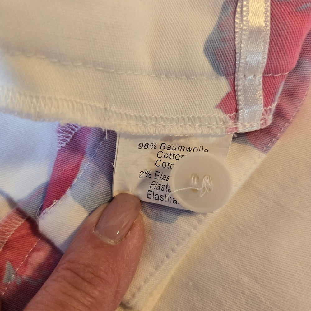 Cartoon Fashion Crops‎ - Size 14