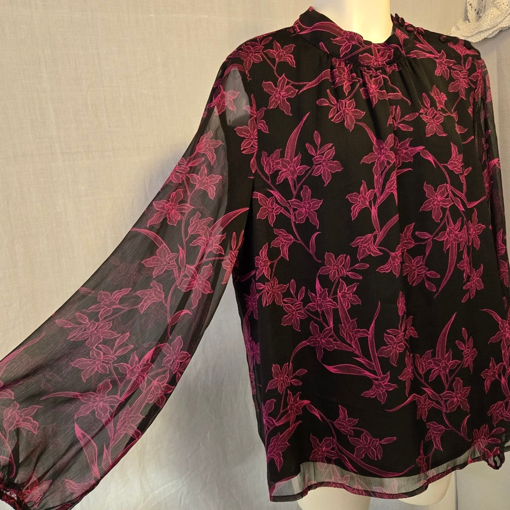 NWT Vince Camuto‎ Blouse - Size Large