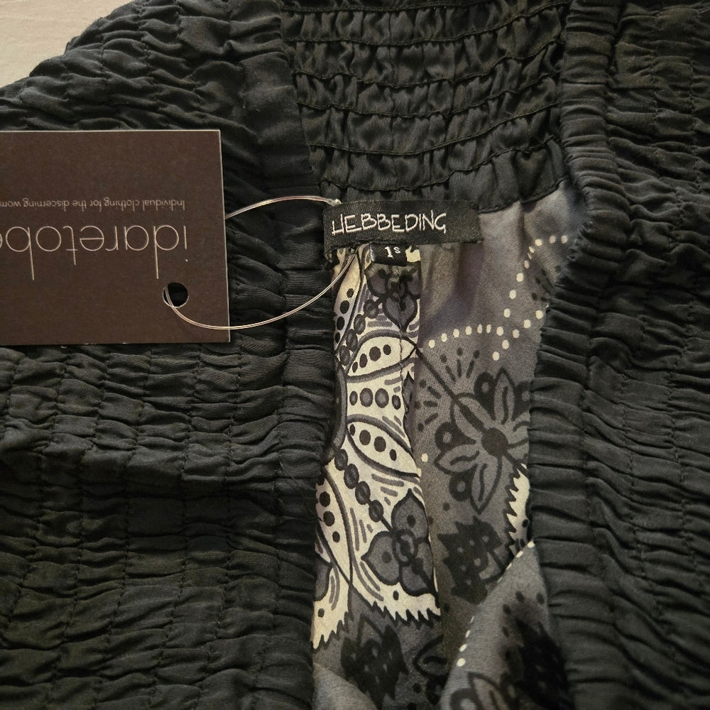 Hebbeding 2 Piece Pantsuit- Size M/L‎ - NWT